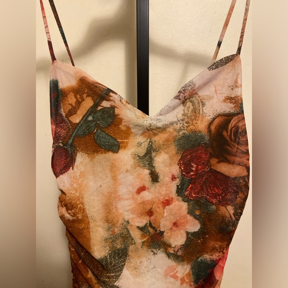 AKIRA Floral Ruched Bodycon Midi Dress Medium